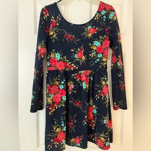 Winter Floral Long Sleeve Dress in Size Large